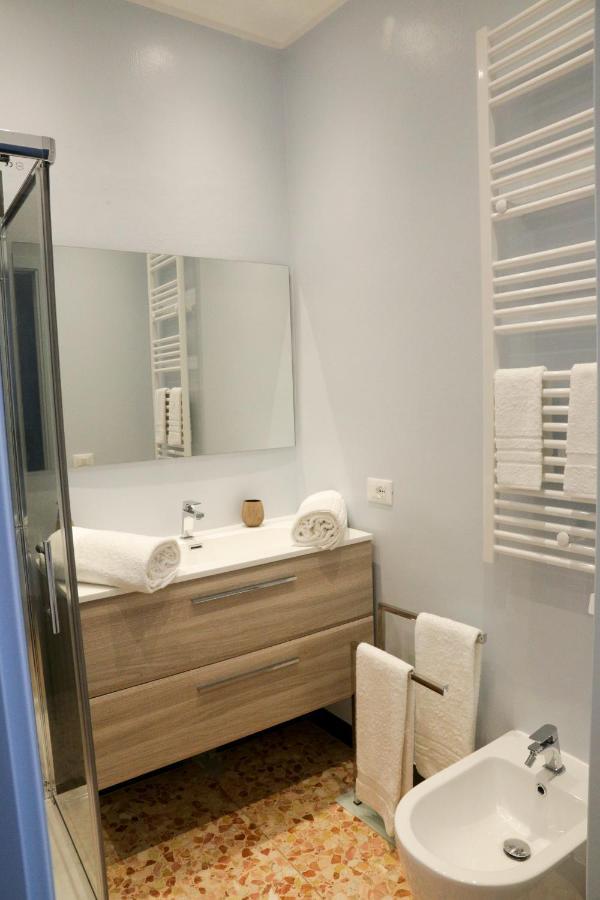 Ad Astra Rooms Ravenna Bagian luar foto