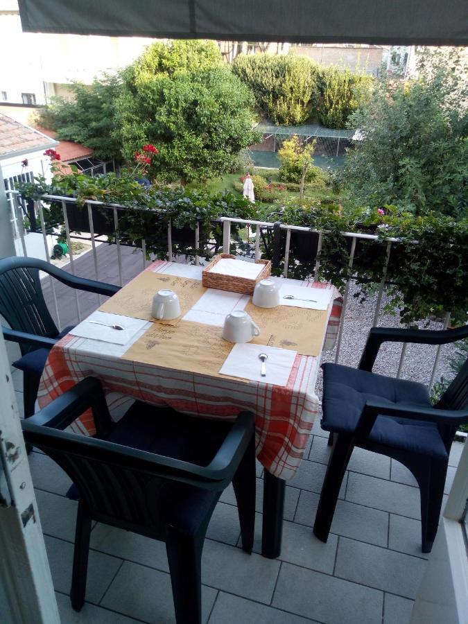 Ad Astra Rooms Ravenna Bagian luar foto