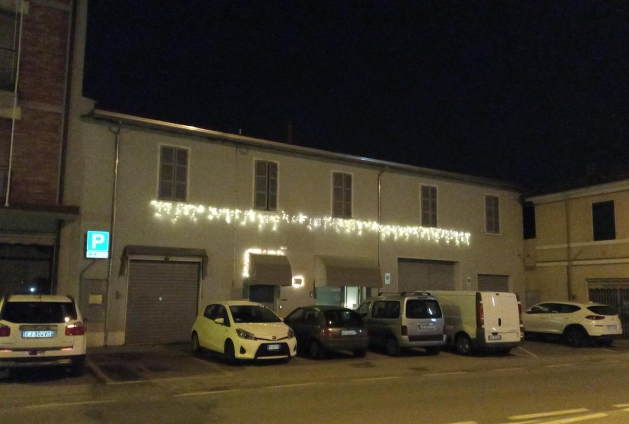 Ad Astra Rooms Ravenna Bagian luar foto