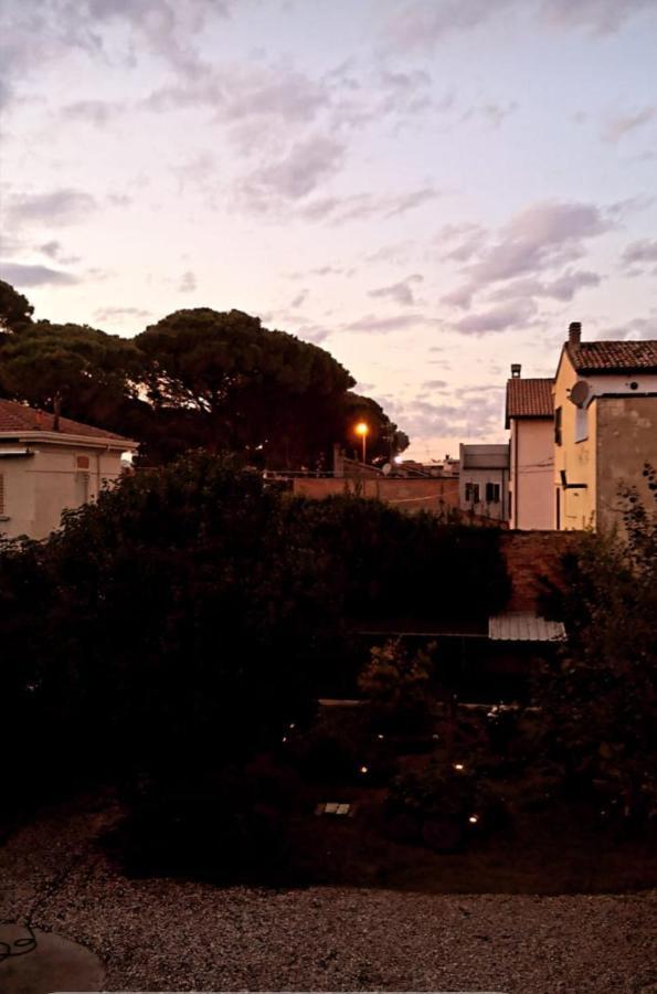 Ad Astra Rooms Ravenna Bagian luar foto