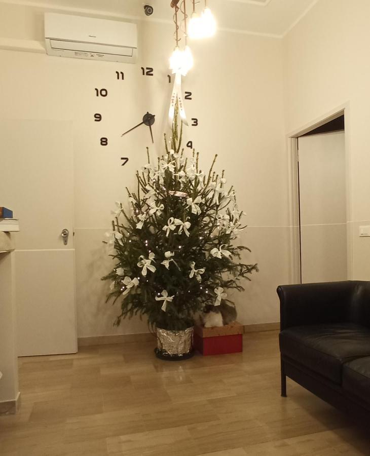Ad Astra Rooms Ravenna Bagian luar foto