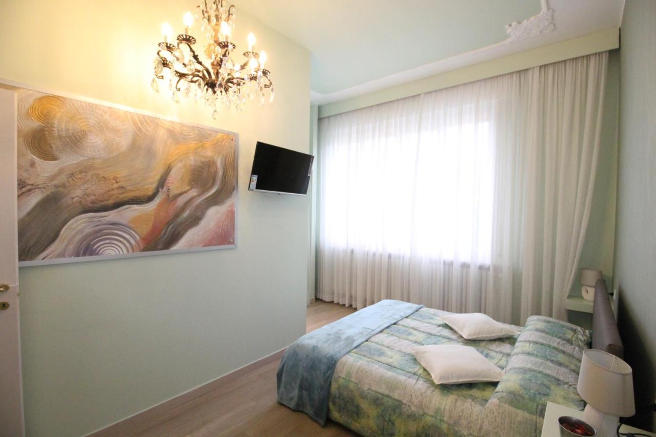Ad Astra Rooms Ravenna Bagian luar foto