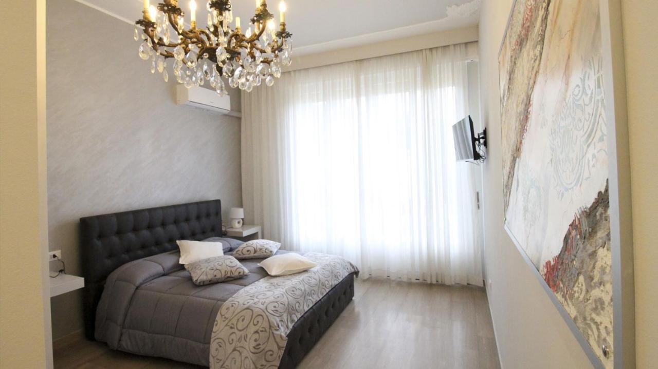 Ad Astra Rooms Ravenna Bagian luar foto
