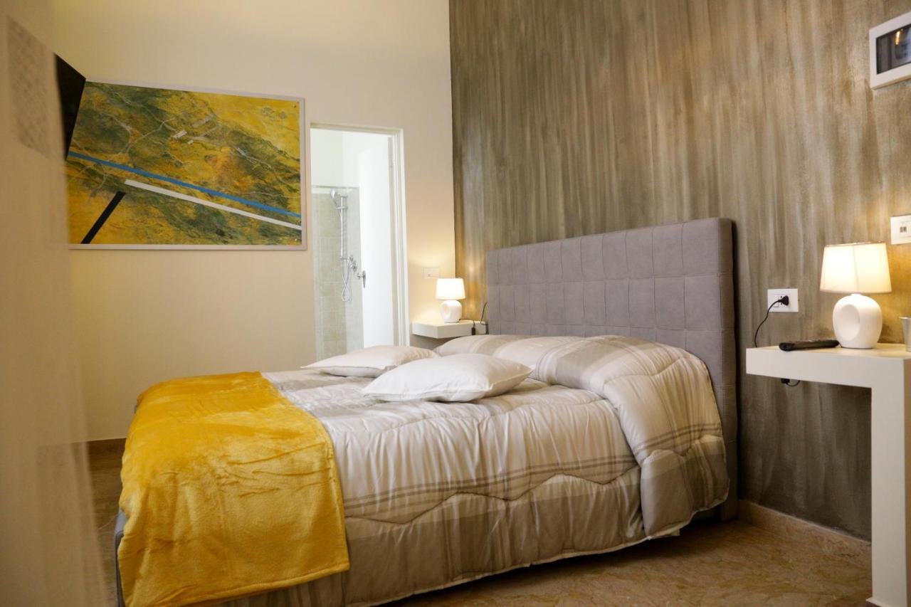 Ad Astra Rooms Ravenna Bagian luar foto