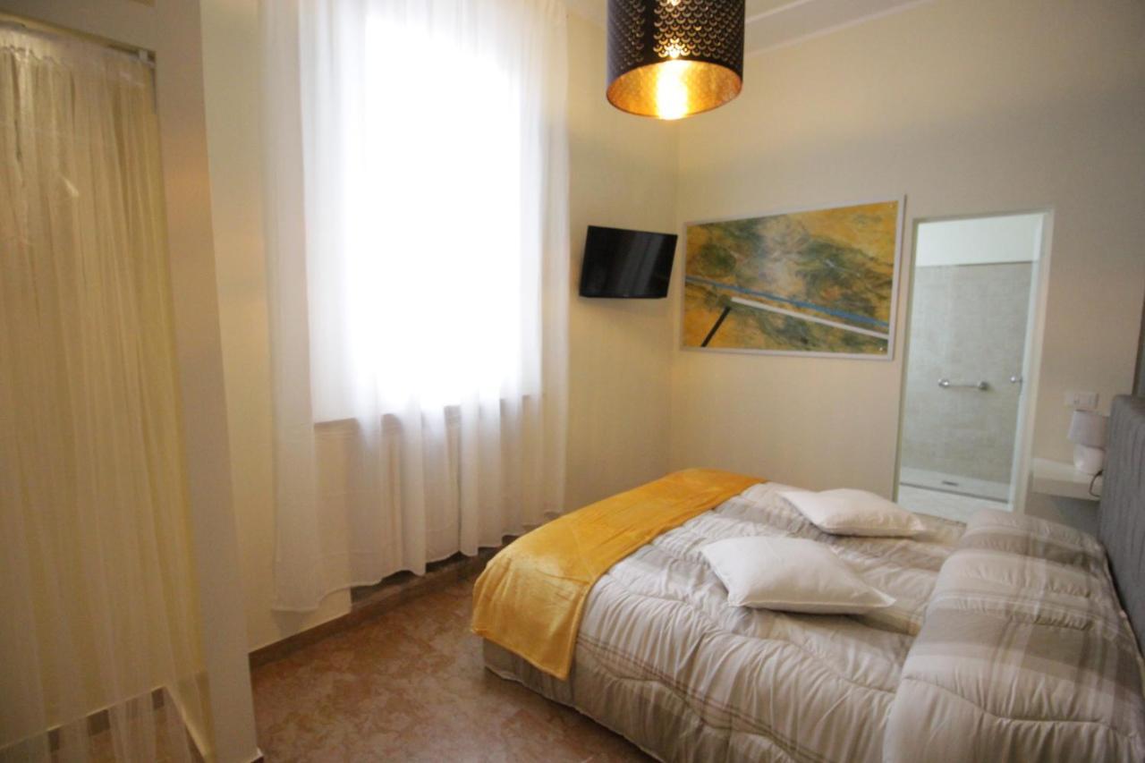 Ad Astra Rooms Ravenna Bagian luar foto